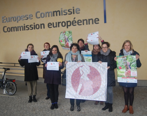 MEP Michele Rivasi (centre) joined individuals outside the European Commission to call for EU action to reduce pesticide use. 