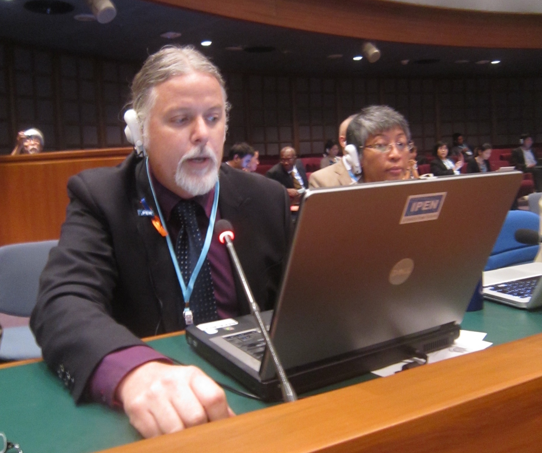 IPEN Mercury Policy Advisor Lee Bell giving an intervention on ASGM (Photo by Shahriar Hossain)